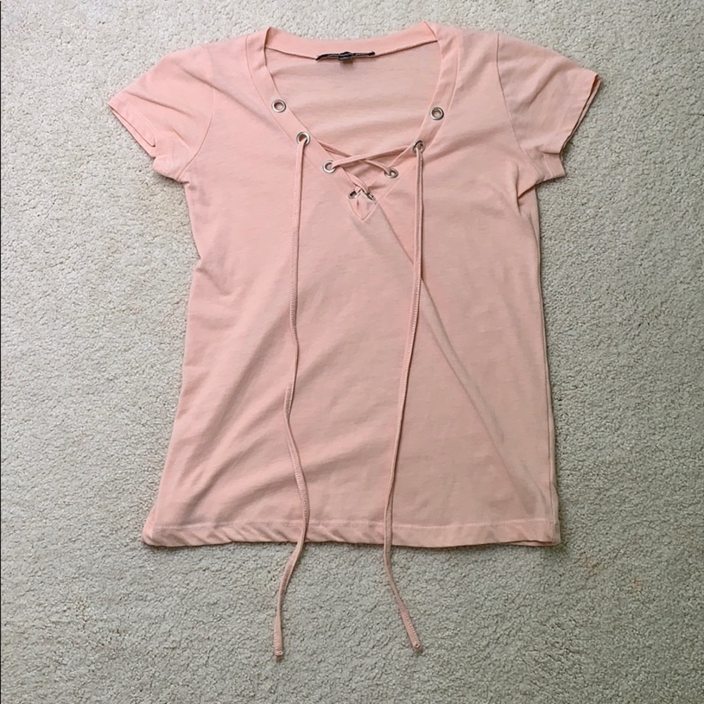 Pink cross tie t-shirt